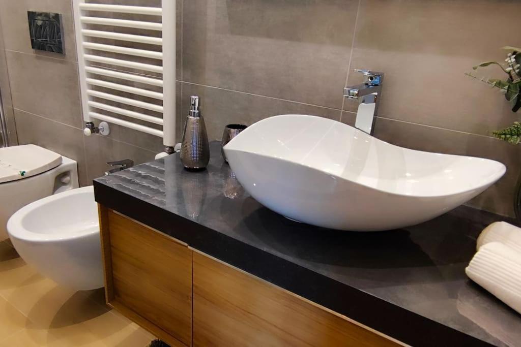 شقة Casa Relax - 500 Mt. Dal Centro تورينو المظهر الخارجي الصورة